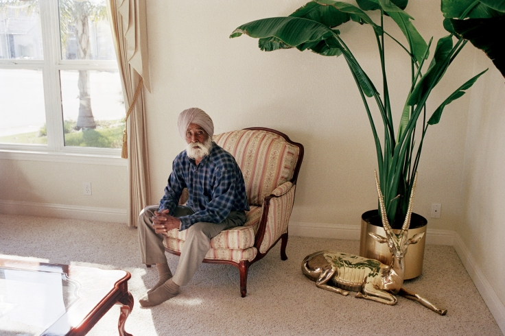 GAURI GILL, Kundan Singh in his son&#039;s home. Yuba City 2001, from the series The Americans, 2000-2007